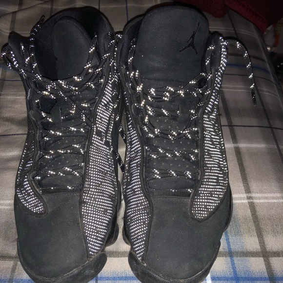 Air Jordan 13 - Picture 2 of 2